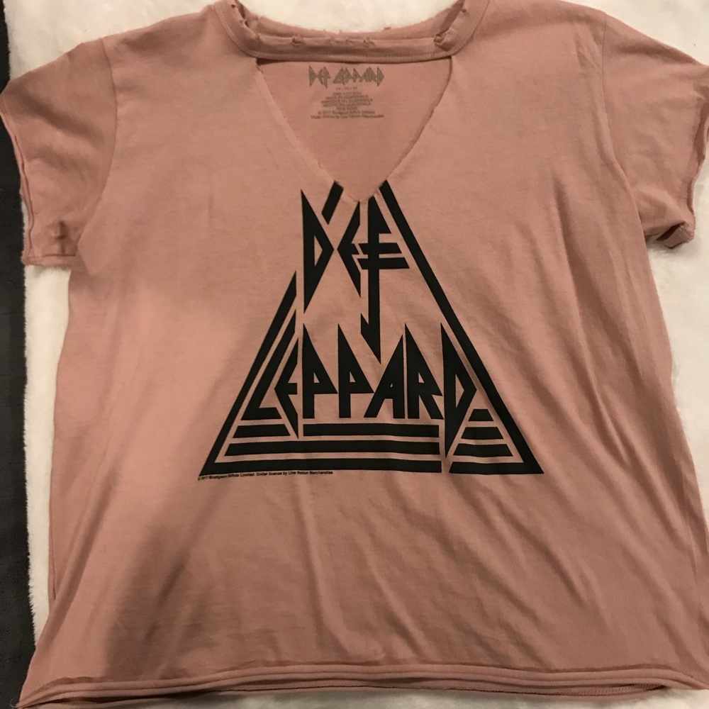 AEO distressed crop tee NWOT